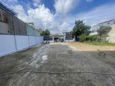 cho thuê nhà mặt tiền lê văn lương 15x35 -3 tầng giá 75 tr