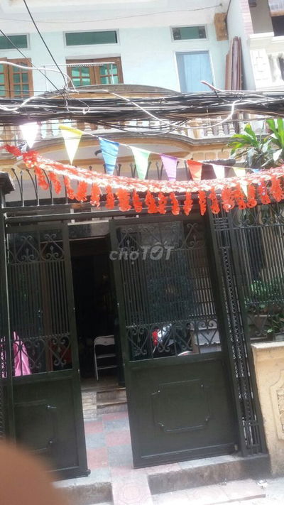 Cho thuê phòng trọ 25 m2 ,11 ngõ 357 phố Bạch Mai, Q. Hai Bà Trưng, HN