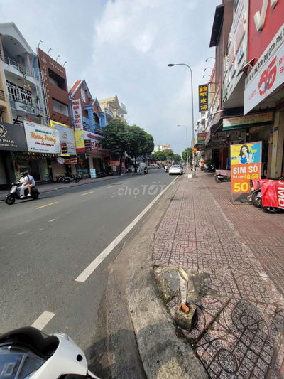 Nhà hẻm xe hơi góc 2 mặt tiền ngang hơn 5m cực hiếm ở đường Gò Dầu