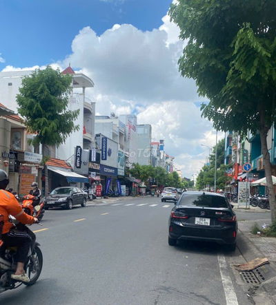 MTKD TÂN SƠN NHÌ vị trí đẹp. DT:4x19m. Giá: 18.3 tỷ