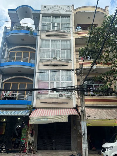 Mặt tiền kd đường rộng 14m P.Tân Thành,Q.Tân Phú dt52m2 đúc 4 tấm 7pn