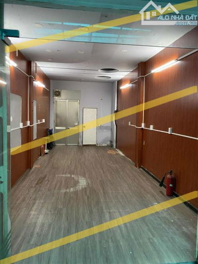 Cho thuê mặt bằng kinh doanh 4x11m - Mặt tiền Nguyễn Trọng Tuyển - PN gần (Ph.Đình.Phùng)