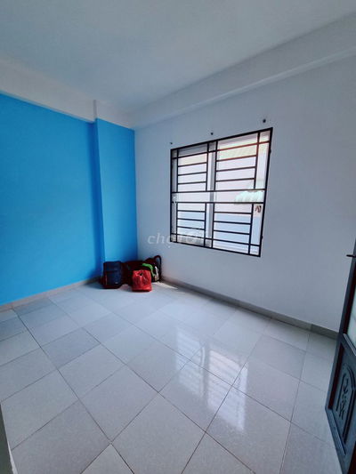 Phòng ngay Lê Văn Việt, ngã 3 Mỹ Thành, 17m2, thoáng mát, an ninh