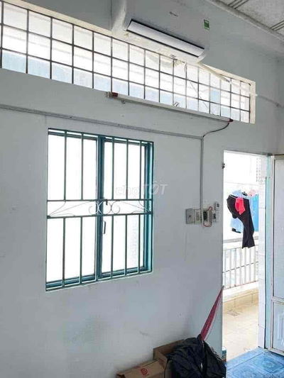 Phòng gác, máy lạnh mới keng, giá siêu rẻ