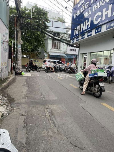 Nhà nát, 8x16m, hẻm xe hơi, Sơn Kỳ, Tân Phú.