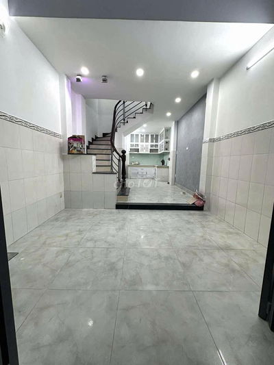 TRUNG TÂM QUẬN 1-HXH–NGUYỄN CẢNH CHÂN-5 TẦNG BTCT - 6PN -