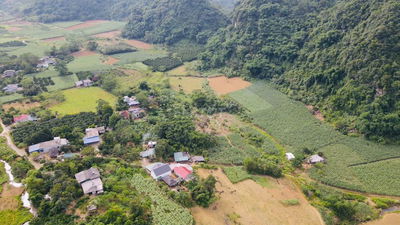 BÁN 1,4HA ĐẤT NGHỈ DƯỠNG CÓ THỔ CƯ TẠI KIM BÔI HOÀ BÌNH SIÊU ĐẸP