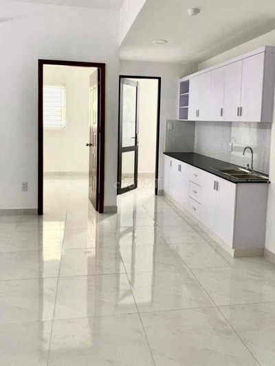 *** 1 căn 62m. 2pn, mới sơn sữa vào ở ngay