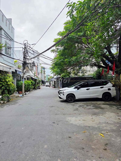 NHÀ MÊ LỮNG ĐÚC KiỆT Oto 10M CÙ CHÍNH LAN GIÁ TỐT 4450❤️