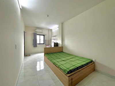 STUDIO BAN CÔNG - FULL NỘI THẤT - CÓ THANG MÁY - GẦN AEON - HUIT