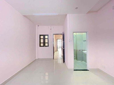 Chính chủ cho thuê MT Nguyễn Văn Huyên 4x21m, 3 lầu 4pn 3wc mới