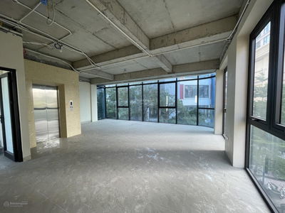 Chính chủ cho thuê văn phòng, kinh doanh tầng 1 đến 6. DT: 70m2 giá 14tr/tháng.LH Chung:0971 646 ***.