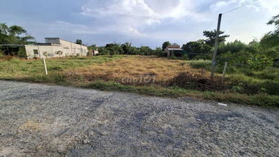 Cần Bán Lô Đất Đã Có 1 Phần Thổ Cư Tại Xã An Ninh Tây, Đức Hòa, LA