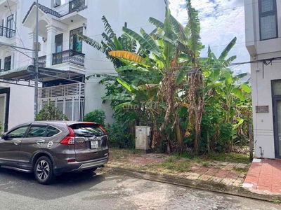 Bán cặp nền đường B10 KDC Hưng Phú 1 - TP Cần Thơ