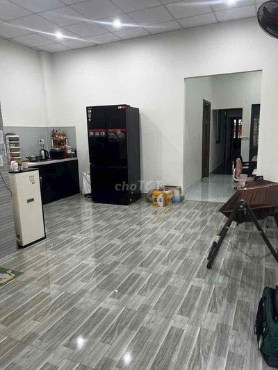 Nhà hẻn Bùi Văn Hoà nhà cấp 4 to  nhà sạch sẻ hẻm cụt sân rộng cực đep