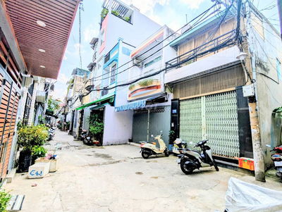 NHÀ GÓC 2MT HXH LẠC LONG QUÂN, 48M2, NGANG 4M1, 2 TẦNG, CHỈ 6 TỶ (TL)