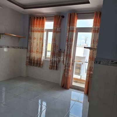 Cho thuê phòng trọ Q8