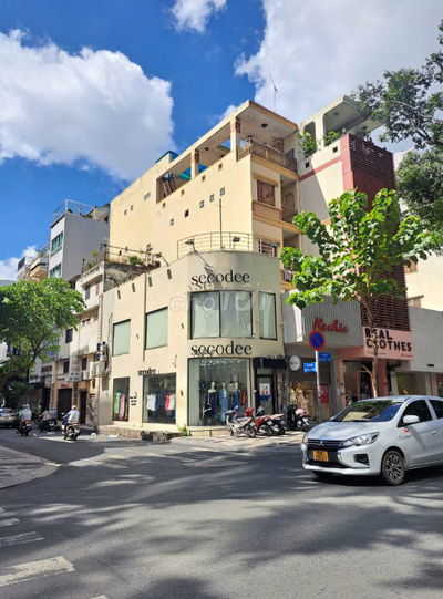 SHOP Góc 2mt 51 Nguyễn Trãi, Bến Thành, Q1. Dt: 4x20m, Kc: trệt 1 lầu