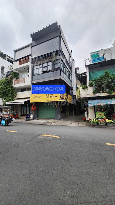 SPA - Tiệm nail góc 2mt Trần Khắc Chân, Q1. Dt: 10x4m, Kc: trệt 2 lầu