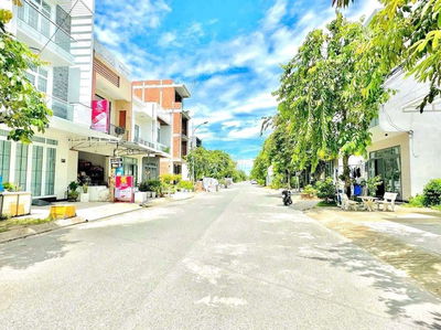 CHO THUÊ NHÀ TRỆT LẦU - 3 PHÒNG NGỦ - KDC HỒNG LOAN - gần BV ĐH NAM CT