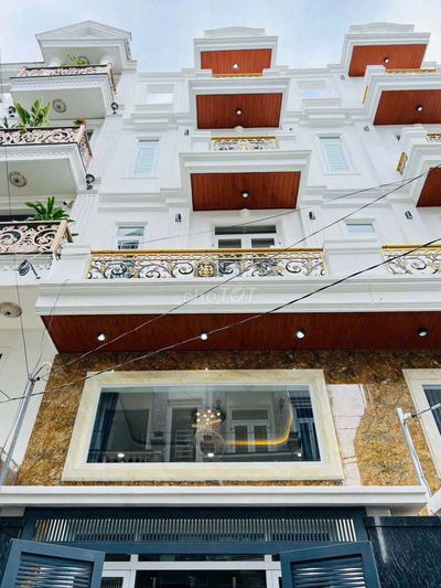 NHÀ ĐẸP CHO THUÊ THIẾT KẾ SANG CHẢNH-FULL NỘI THẤT Đ.NGUYỄN VĂN DUNG