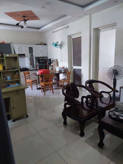 Cho thuê căn 2pn,2pc, ban công hướng công viên chung cư