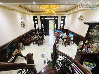 BIỆT PHỦ LÂU ĐÀI TÌNH ÁI GIỮA LÒNG TTTP - CHỈ 6TY3 - VÀI BƯỚC CHÂN RA ĐƯỜNG VÕ NGUYÊN