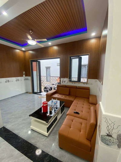 Bán nhà sổ riêng 2ty190