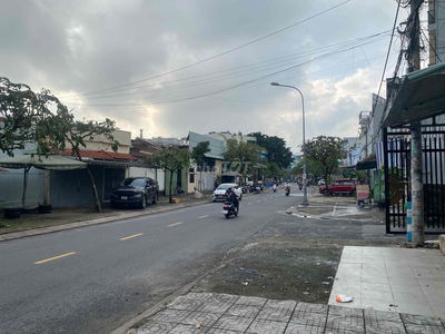 HIẾM - NHÀ MẶT TIỀN SONG HÀNH - 4x18 - 3TẦNG - CHỦ XÂY TÂM HUYẾT