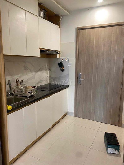 Căn Studio toà S201 Vinhome Q.9 tầng trung nội khu logia ngoài, có sổ