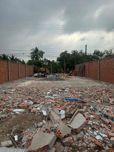 Bán nền biệt thự đẹp, 349m2 gần chợ Hoà Thành,  cách ql 80 chỉ 500m