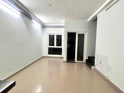 cần bán gấp nhà để trả nợ cho con