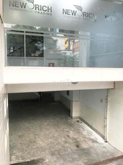 Nhà khu Aeon Tên Lửa 5x20 hầm 3 Làu,5 phòng