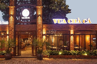 Cho thuê nhà mặt tiền Bà Huyện Thanh Quan, Quận 3. DT: 10x25m