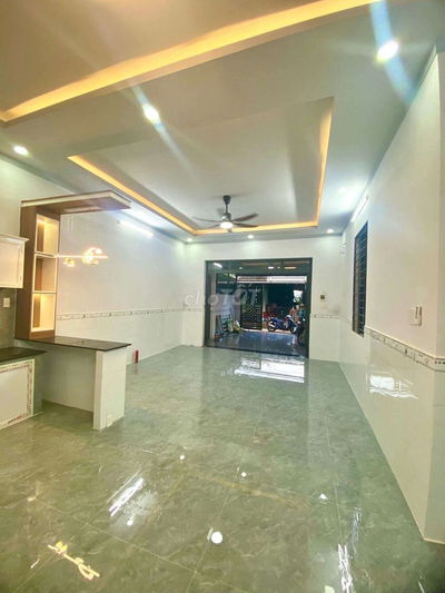 Bán Nhà Sc DT lớn 6 x 20, Nhà Đẹp Đường Xe Tải, Ngã Tư Bình Trị -Dĩ An