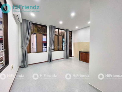 CHO THUÊ STUDIO BAN CÔNG NGAY NGÃ TƯ PHÚ NHUẬN - GẦN QUẬN 1