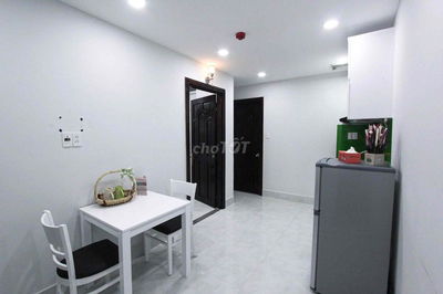 Cho thuê căn hộ 1pn tách biệt/ studio rộng mới