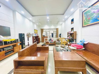 BÁN NHÀ 3 TẦNG SIÊU HIẾM, ĐƯỜNG ÔNG ÍCH KHIÊM, DT KHỦNG, CAM KẾT RẺ NHẤT LÕI TRUNG TÂM