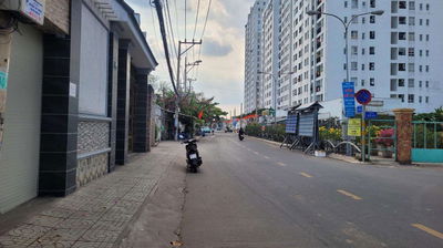 Cọc là lời, chốt là thu lúa, 252m², 4 tầng, mặt tiền đường, 22,9 tỷ.