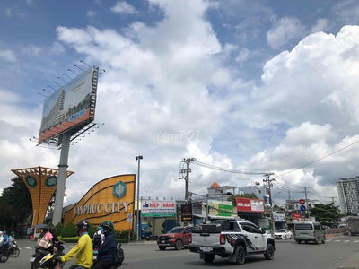 NHÀ HẺM XE HƠI ĐỐI DIỆN VẠN PHÚC HIỆP BÌNH PHƯỚC, THỦ ĐỨC Chỉ 5,3 Tỷ.