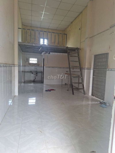 Nhà trọ+đất dtsd:80m² nhà:3×9 trệt gác bep wc đất 6×9 100% như hình