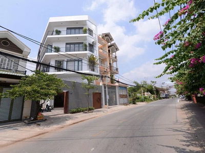 NHÀ CHO THUÊ 8m x 25m, 4 tầng, P. Phước Long, TP HCM
