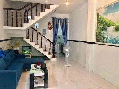 Nhà hẻm xe hơi, gần công viên làng hoa Gò Vấp