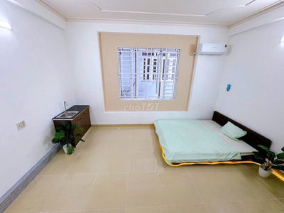 Studio cửa sổ siêu thoáng cuối Nguyễn Oanh, gần ĐH VHU