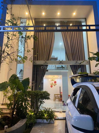 Nhà gác lửng thiết kế hiện đại thoáng mát