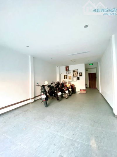 💥BÁN TÒA CĂN HỘ MT LÊ VĂN HIẾN - 5 PHÒNG FULL NỘI THẤT - DT 110M2 - DOANH THU 25-30TR/TH