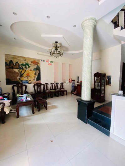Cho thuê nhà phù hợp làm homestay, văn phòng tại trung tâm hành chính