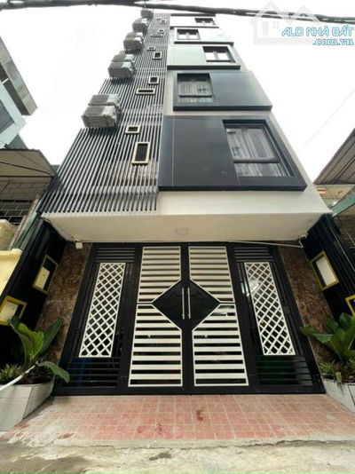 PHẢI THẬT NHANH. Siêu phẩm CCMN Mỗ Lao 18PKK mặt ngõ thông. Chỉ 18 tỷ