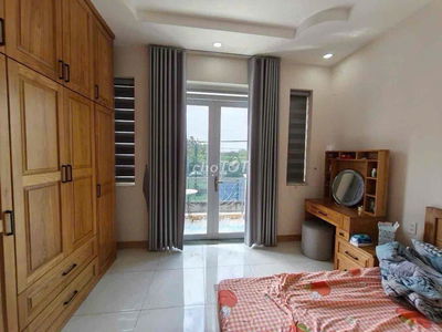 Bán nhà Bưng Ông Thoàn - 1T2 L - quận 9 - Cách Golbal city chỉ 2,7km.