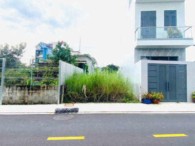 Ngay TT. Củ Chi bán nhanh lô đất 120m2 sẵn thổ cư giá chỉ 860tr